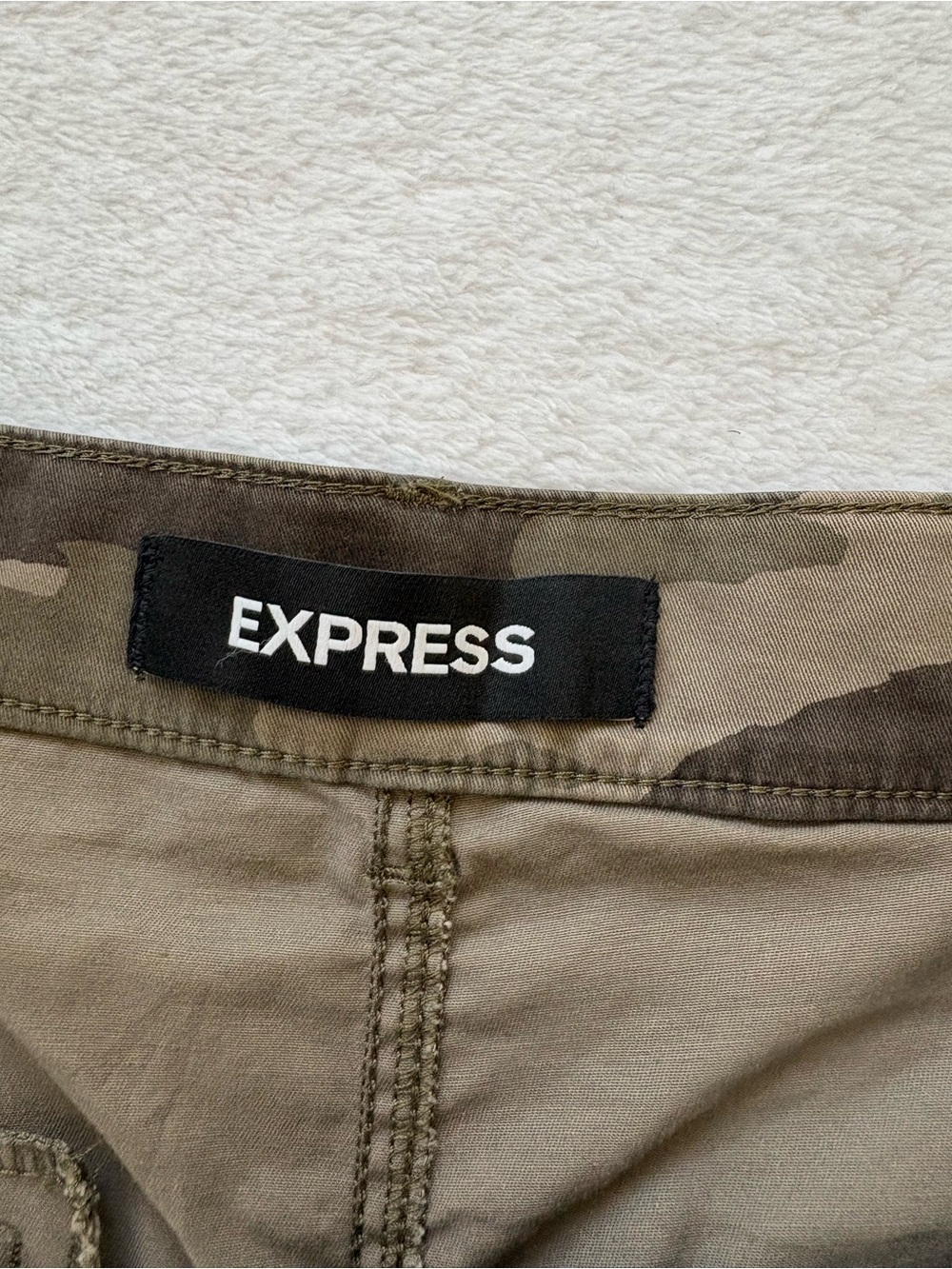 Express Camo High-Waist Women's Shorts in Olive and Brown - Picture 3 of 7